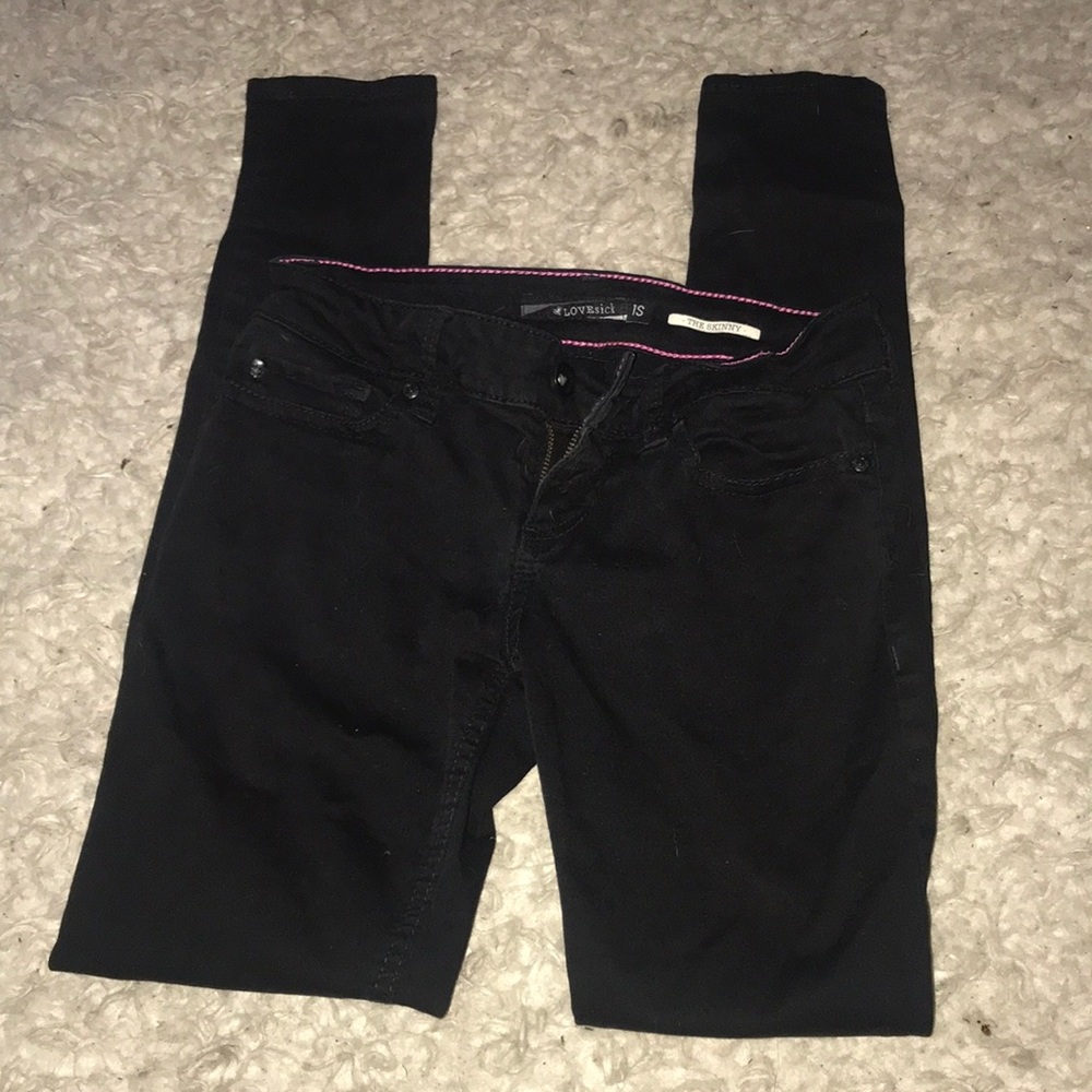 Black skinny jeans